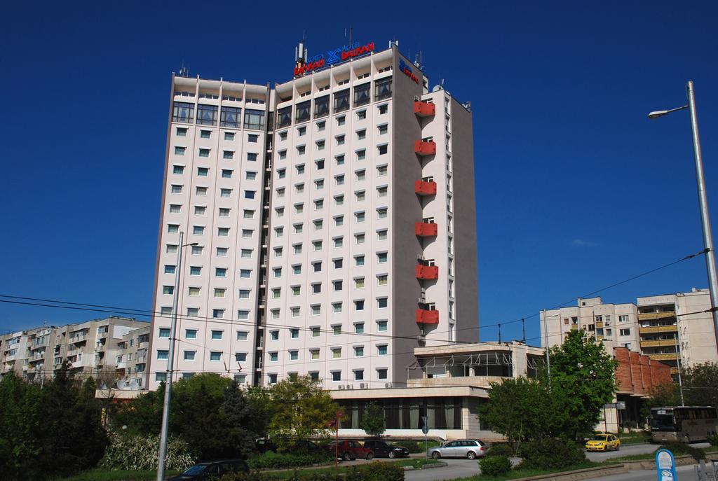 Hotel Balkan Плевна Экстерьер фото